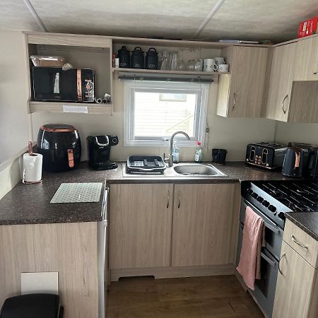 Saint Osyth Angie'S Caravan At Seawick酒店 外观 照片